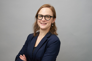 Picture of Prof. Ashleigh Holmes